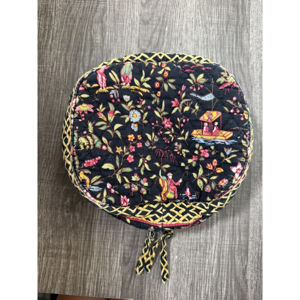 Vera Bradley Vtg. "Home & Away" Round Travel Cosmetic Bag Retired "Ming" Pattern